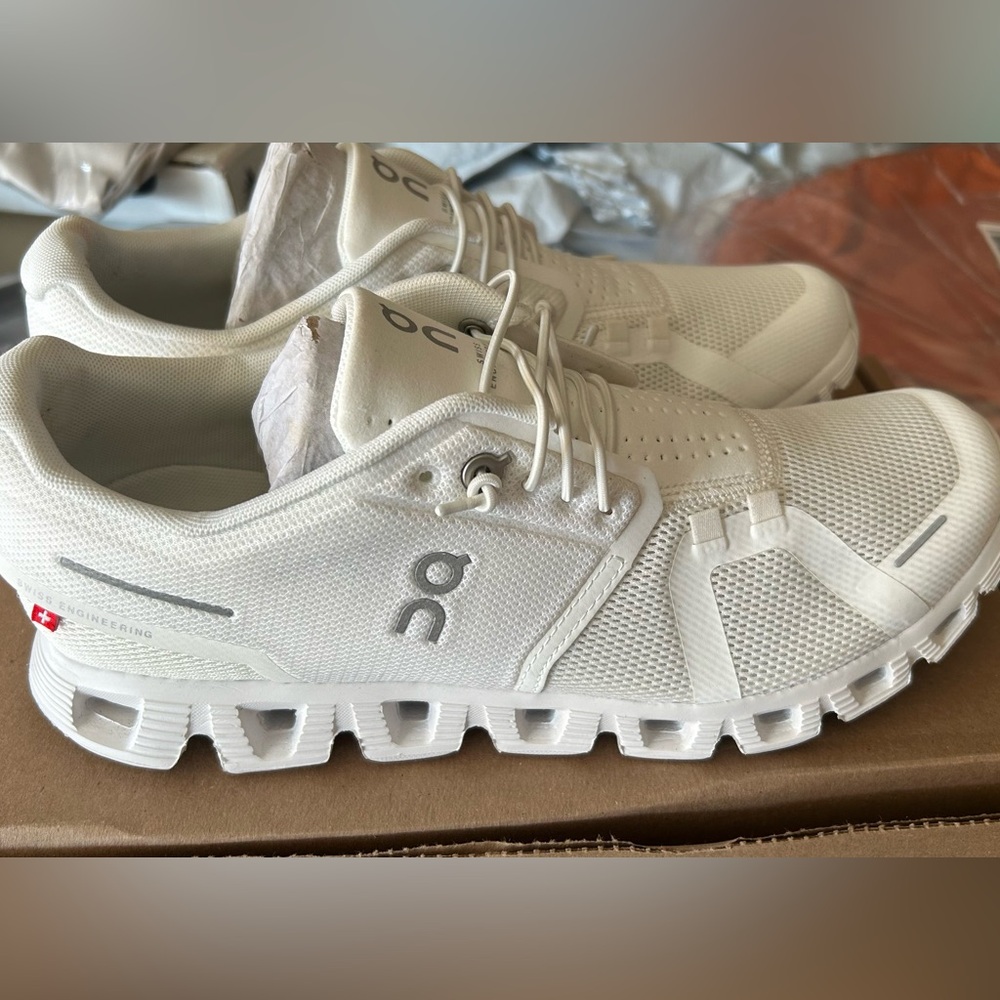 Women’s On cloud 5 running shoes
